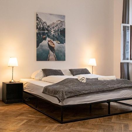 Spacious 2Br Apt.-Near Wiener Stadthalle Dış mekan fotoğraf